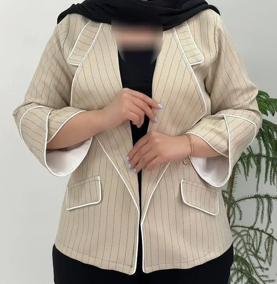 👚نام: کت آوین
