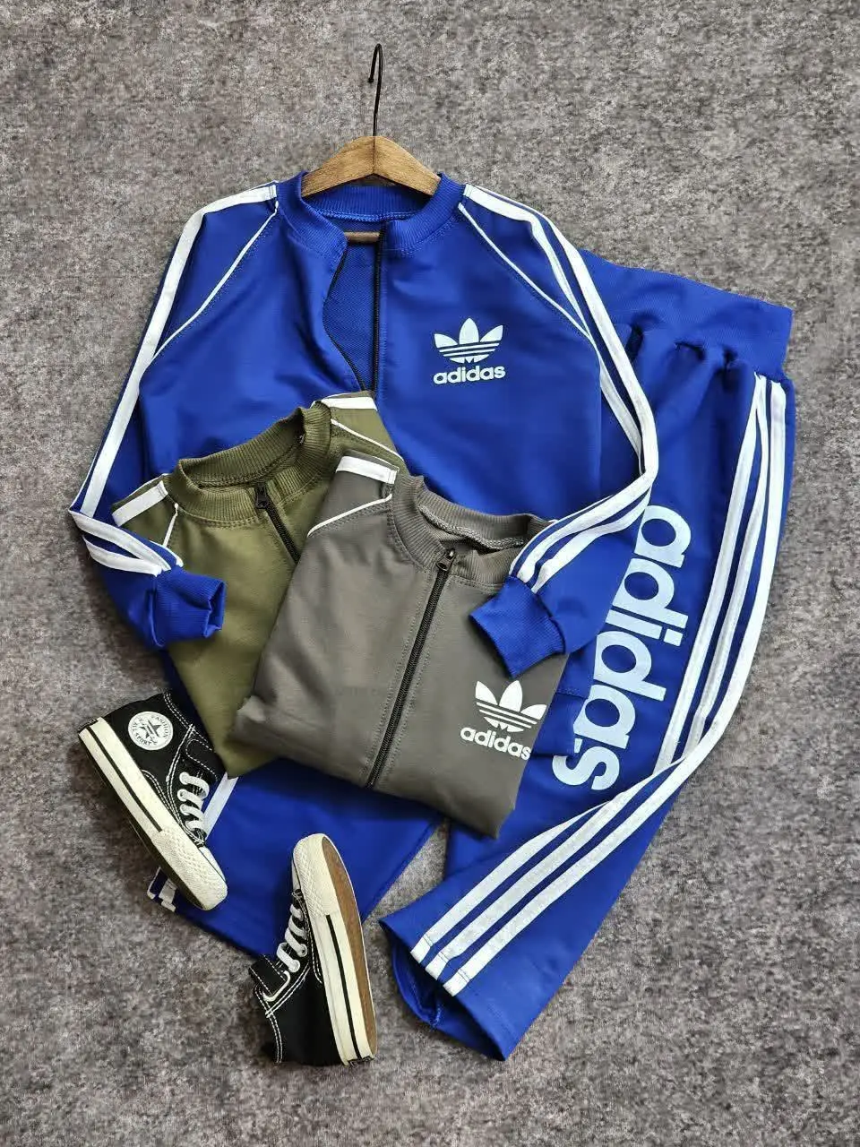 و امااااا سویشرت شلوار ادید...