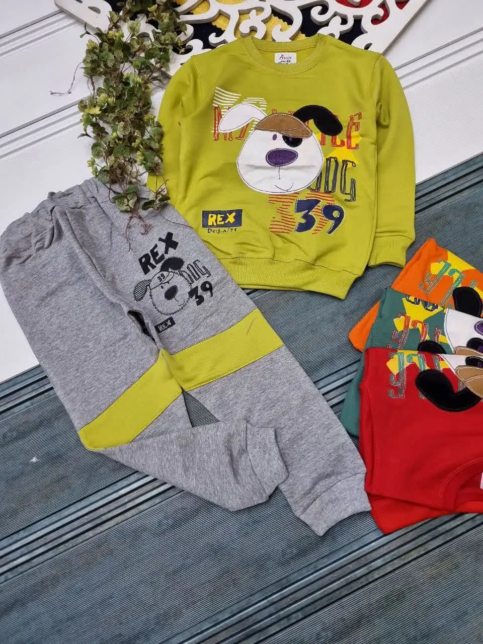 🇮🇷🧥🧶👗👚👔🎽👕👖💎
