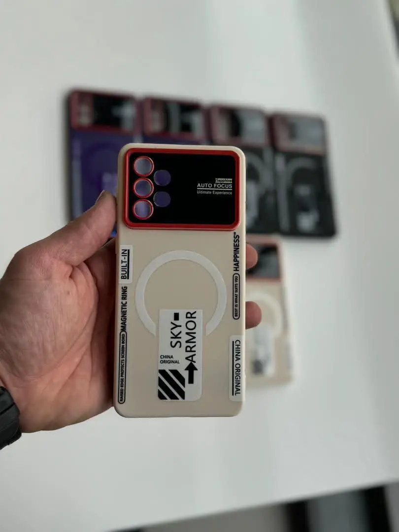 📱مدل قاب: قاب کمرا پرو طرح مگسیف آف وایت در چهارتم رنگی مختلف مخصوص انواع #سامسونگ #شیائومی 
