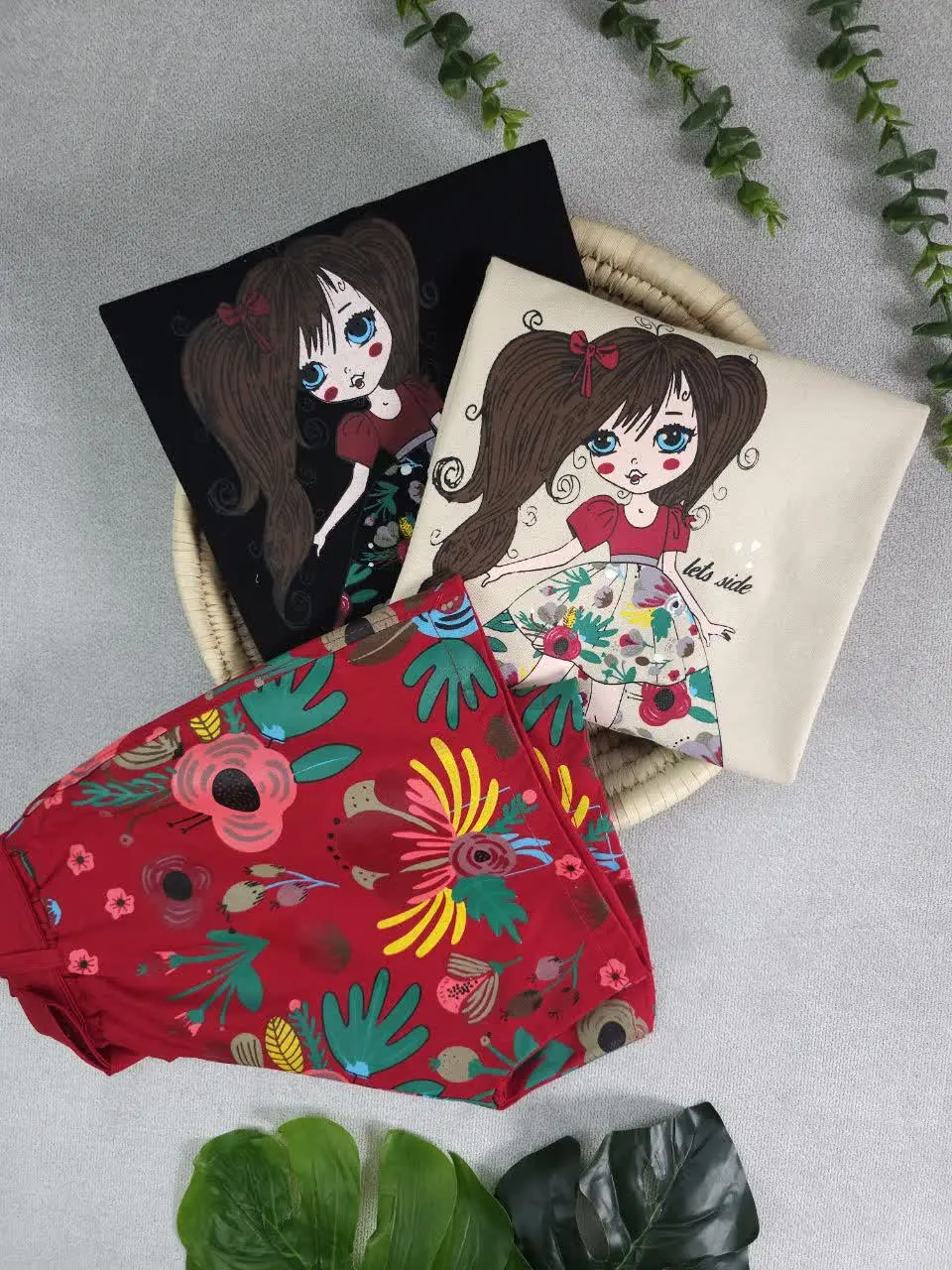 کراپ شورتک مو قهوه‌ای
