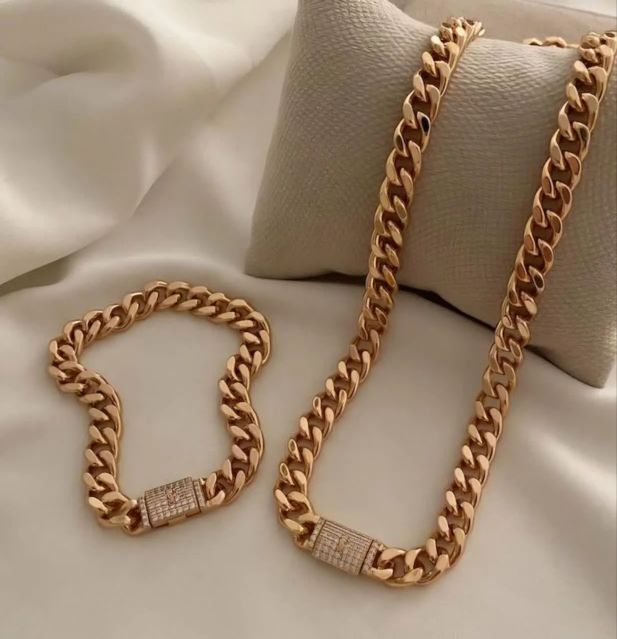 ❤️ خب بعد از دیدن یه عالمه...