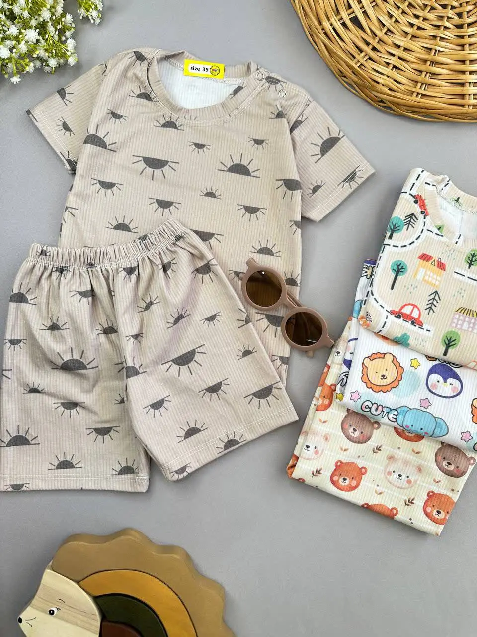 تیشرت شلوارک کبریتی طرح طلوع خورشید نوزادی و کودک کد ۱۱۱۲۴ 
