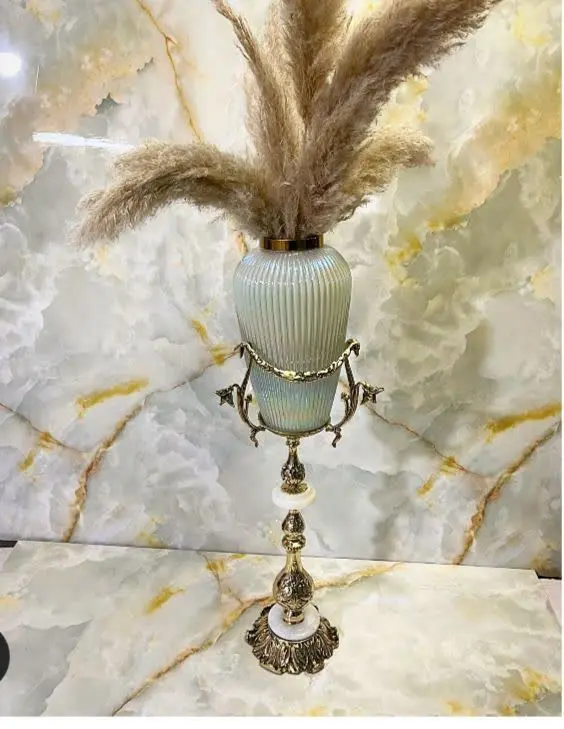 گلدان کنار سالنی برنزی