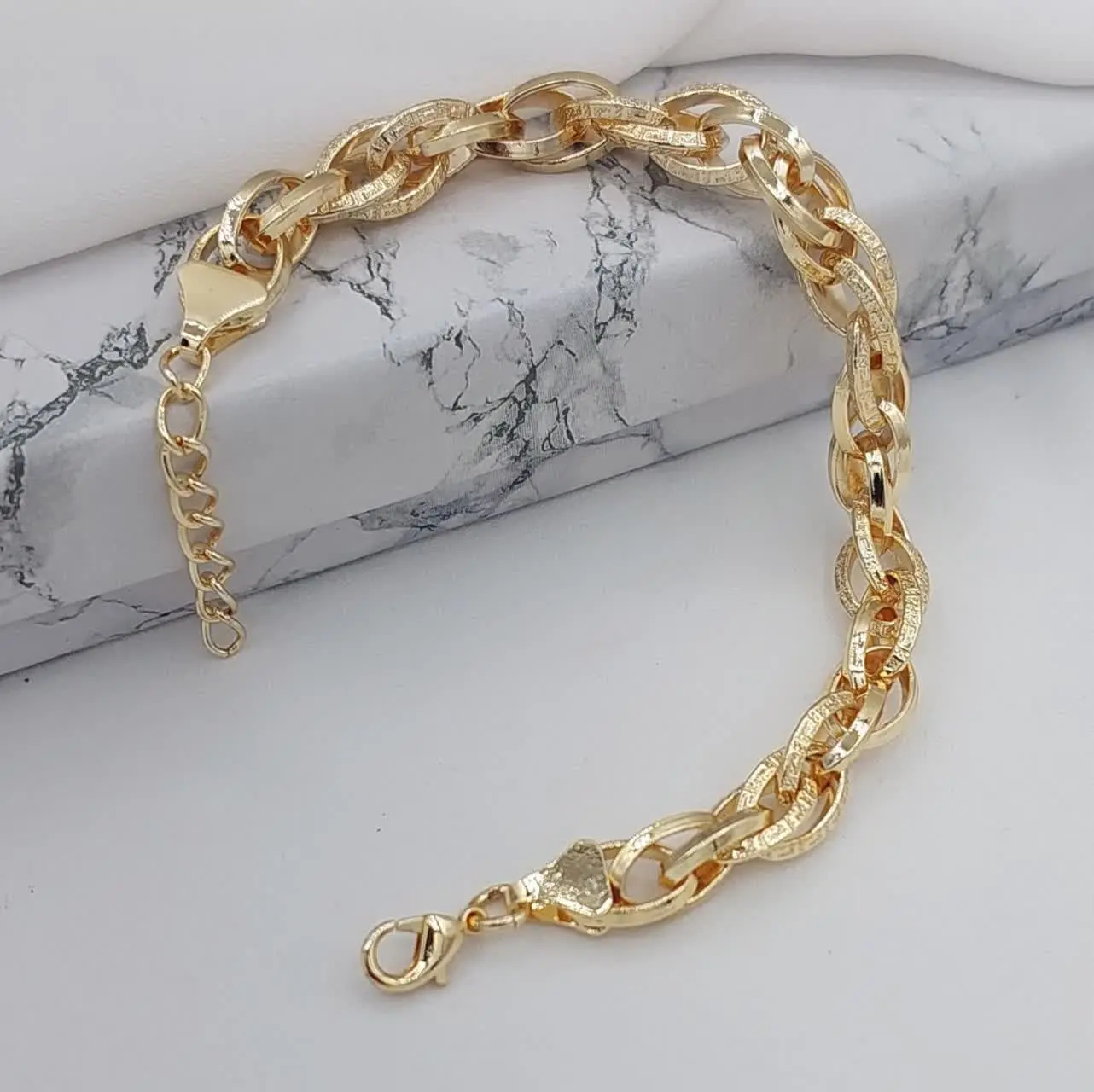 #دستبند حلقه ایی
