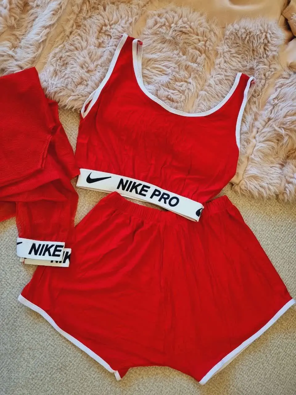 💕ست ۳ تکه ورزشی خاص و زیبا
