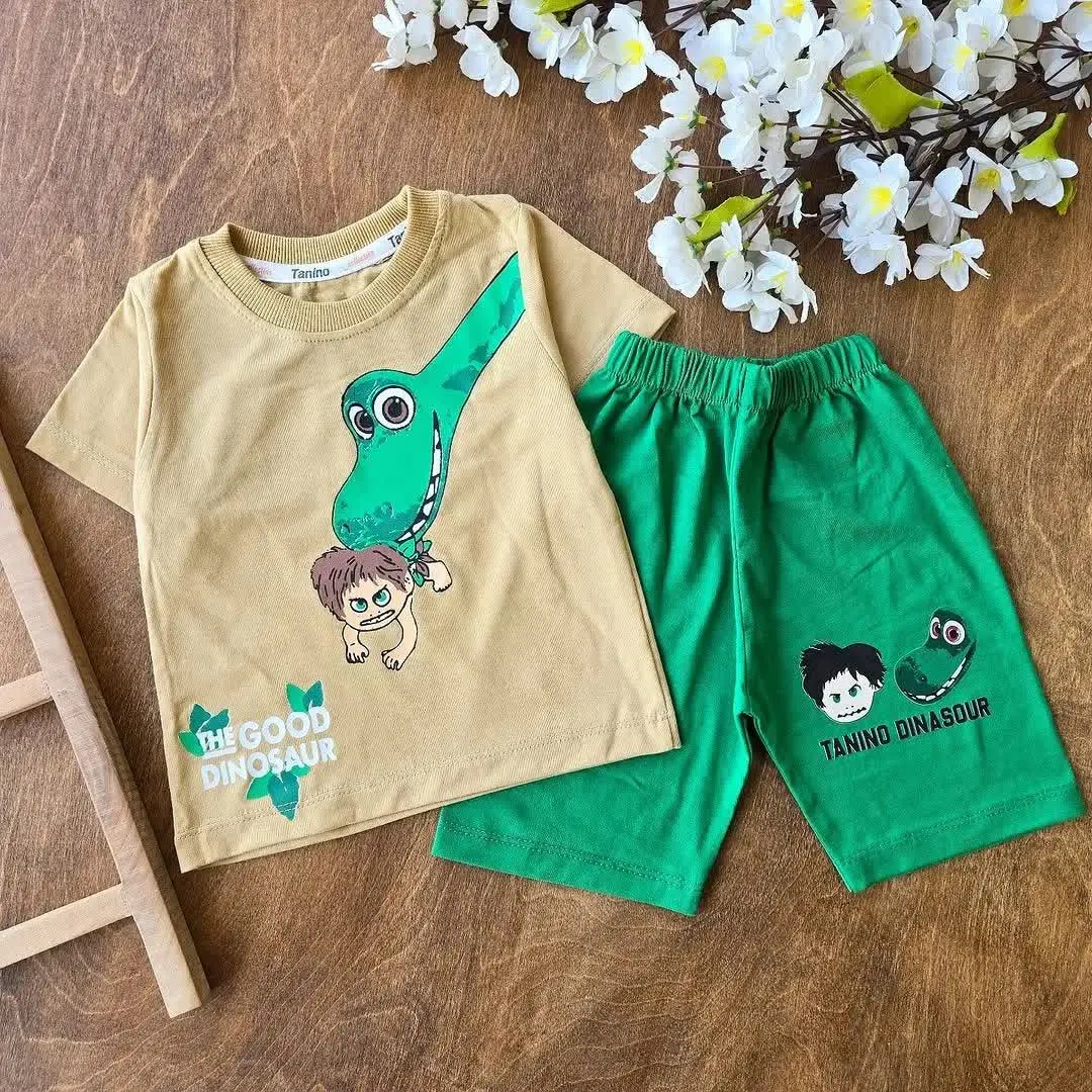 تیشرت شلوارک کرمی تارزان و دایناسور
