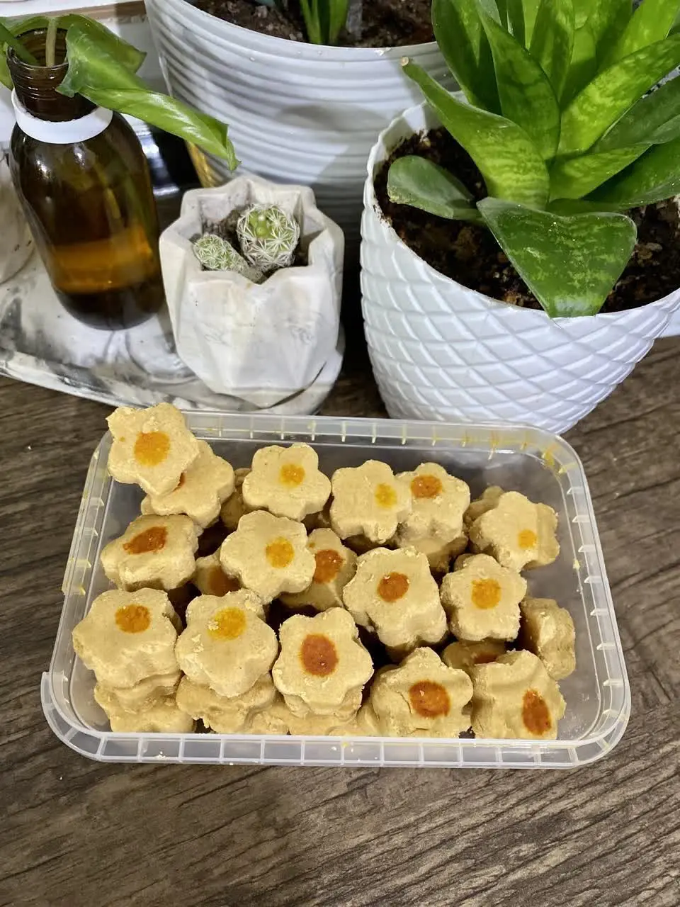 شیرینی نخودی و گردویی 
