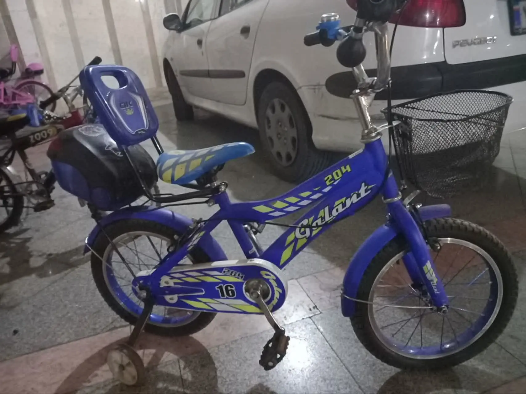 دوچرخه سایز۱۶ گالانت در حدن...