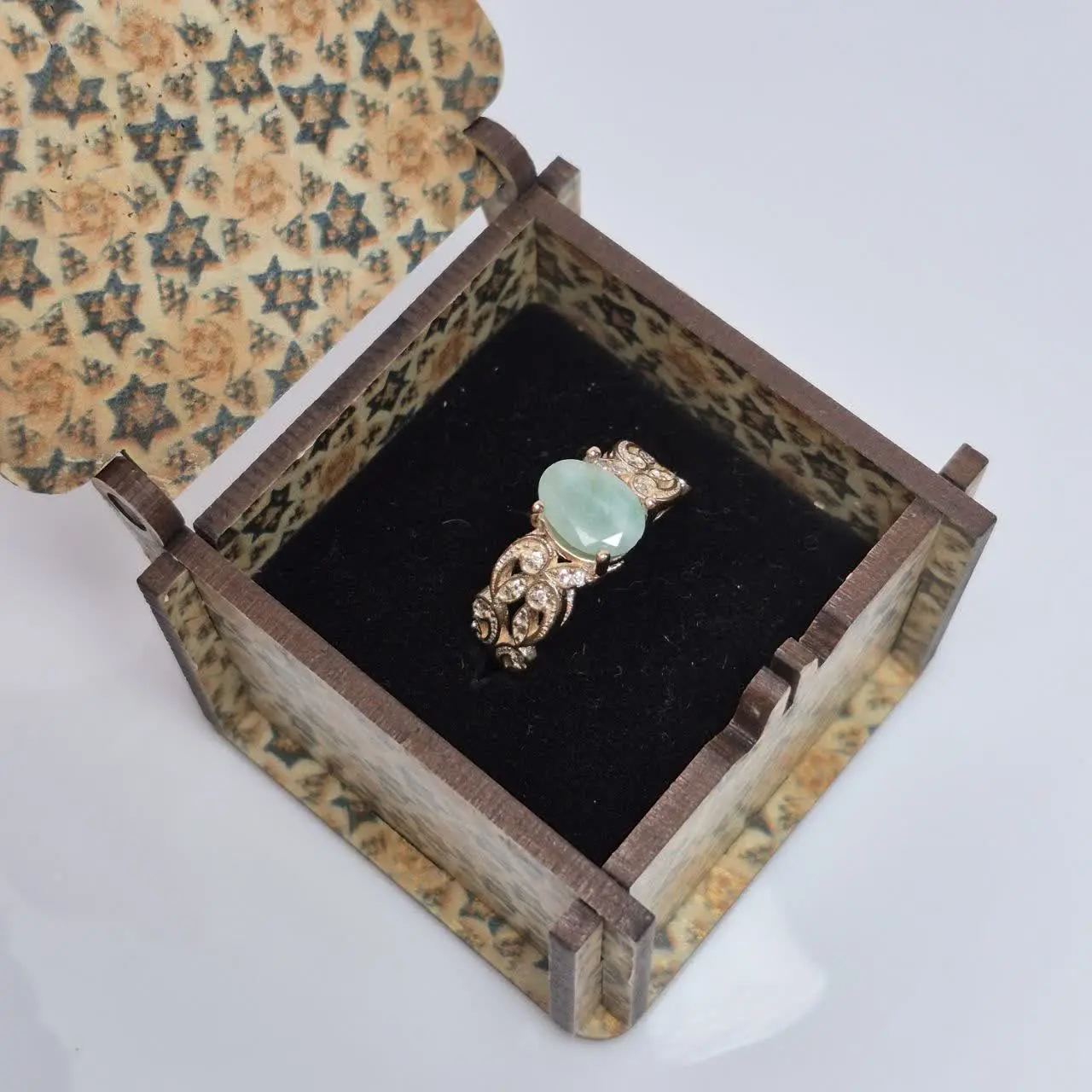 آخ که از دل سنگها و معدن‌ها چه 
