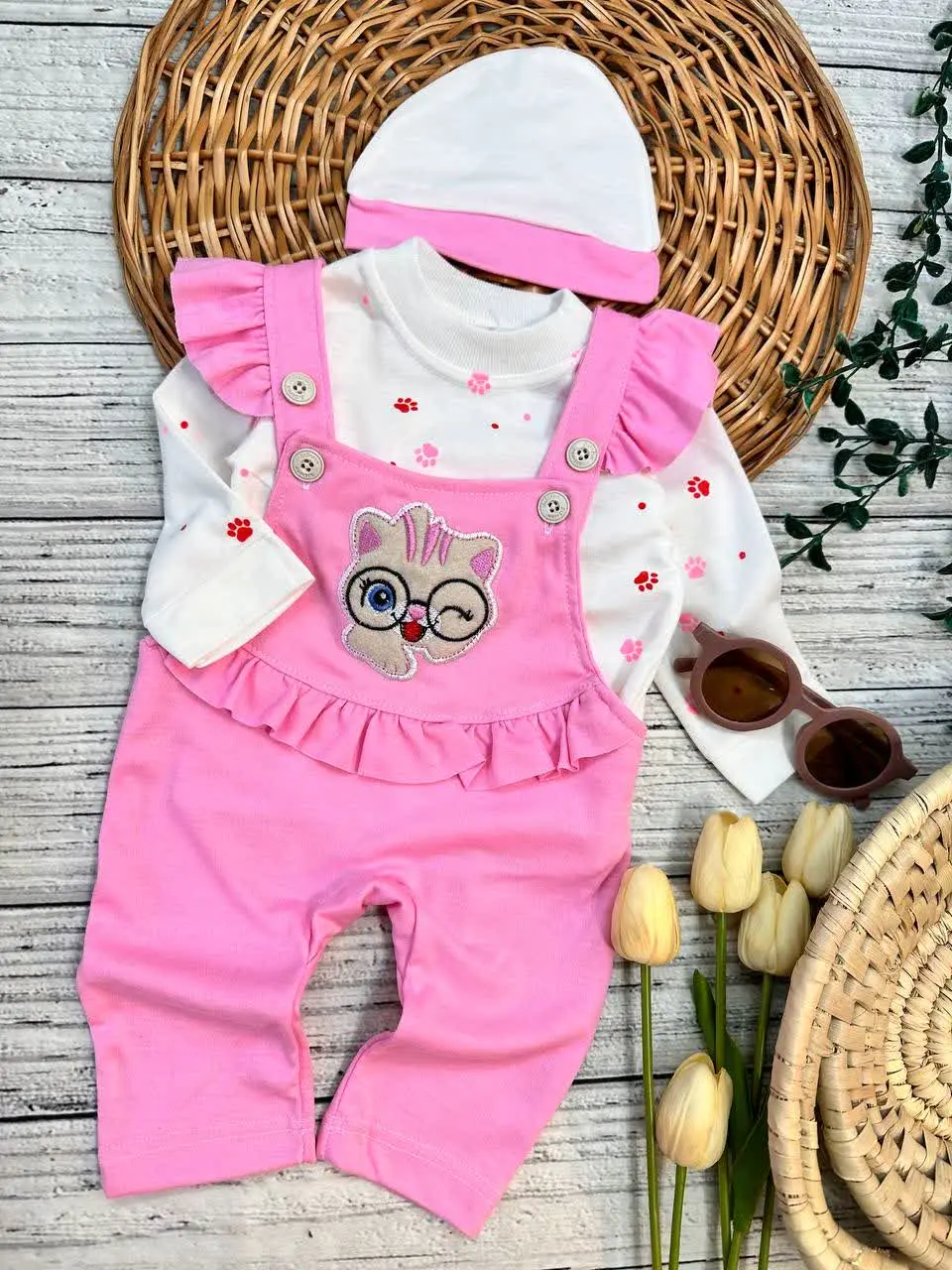 سرهمی پیشبندی گربه چشمک زن صورتی نوزادی و کودک کد ۱۱۲۰۶۲ 
