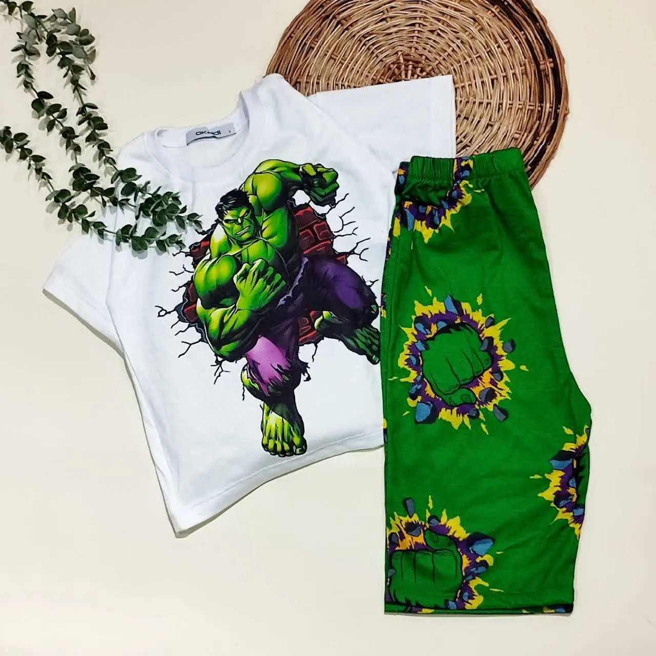 تیشرت و شلوارک پسرونه🚗🍌👦🏻🐲🎮
