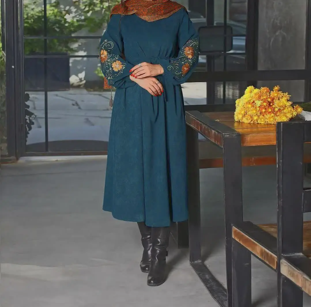 💞پیراهن گلدوزی شده دلوین💞
