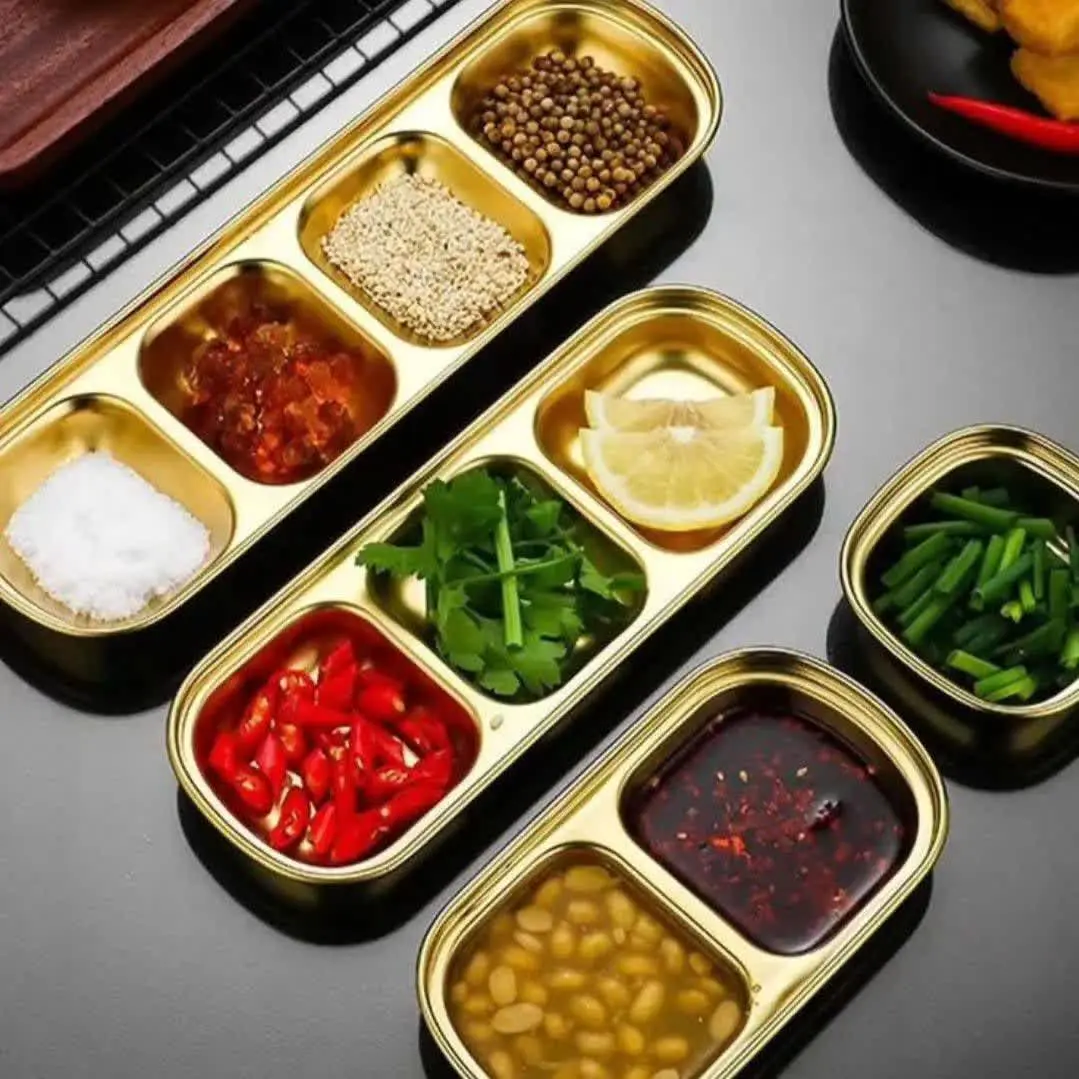 اکسسوری و لوازم طلایی همیشه دلبری میکنه🤩 
