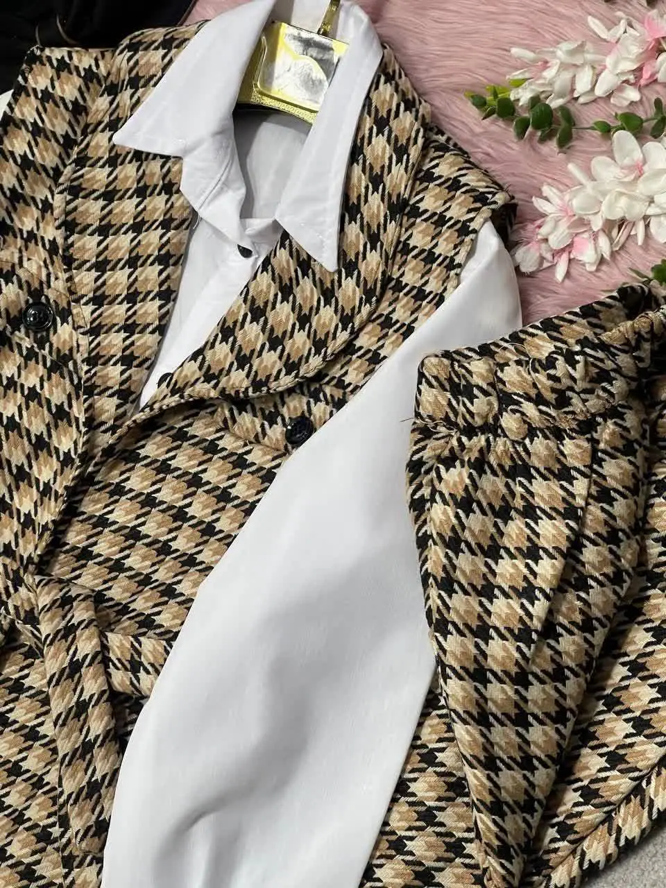 🍁نام: ست سه تیکه پیچازی
