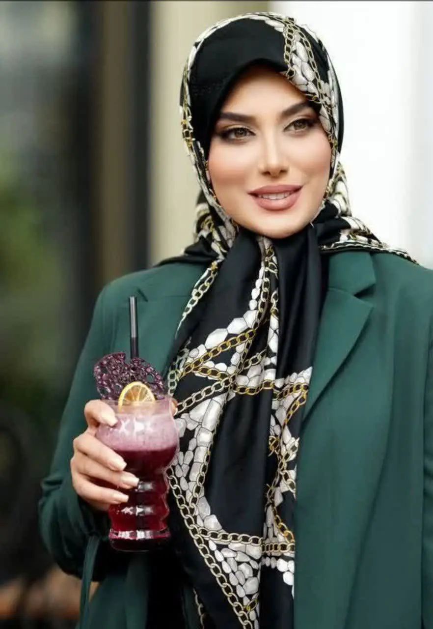 تازه از این مدل ۱۲ تا رنگ خاص و پر فروش داریم که نصف قیمت بازار گذاشتیم با #ارسال_رایگان✈️
