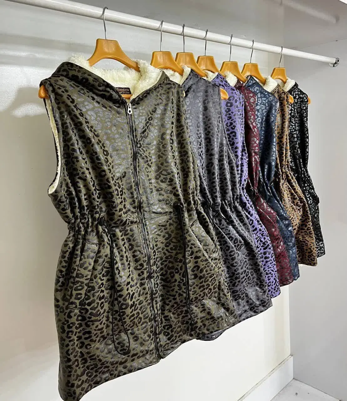 🛍️نام: ☑️ پافر سوئیت دنیز 😉
