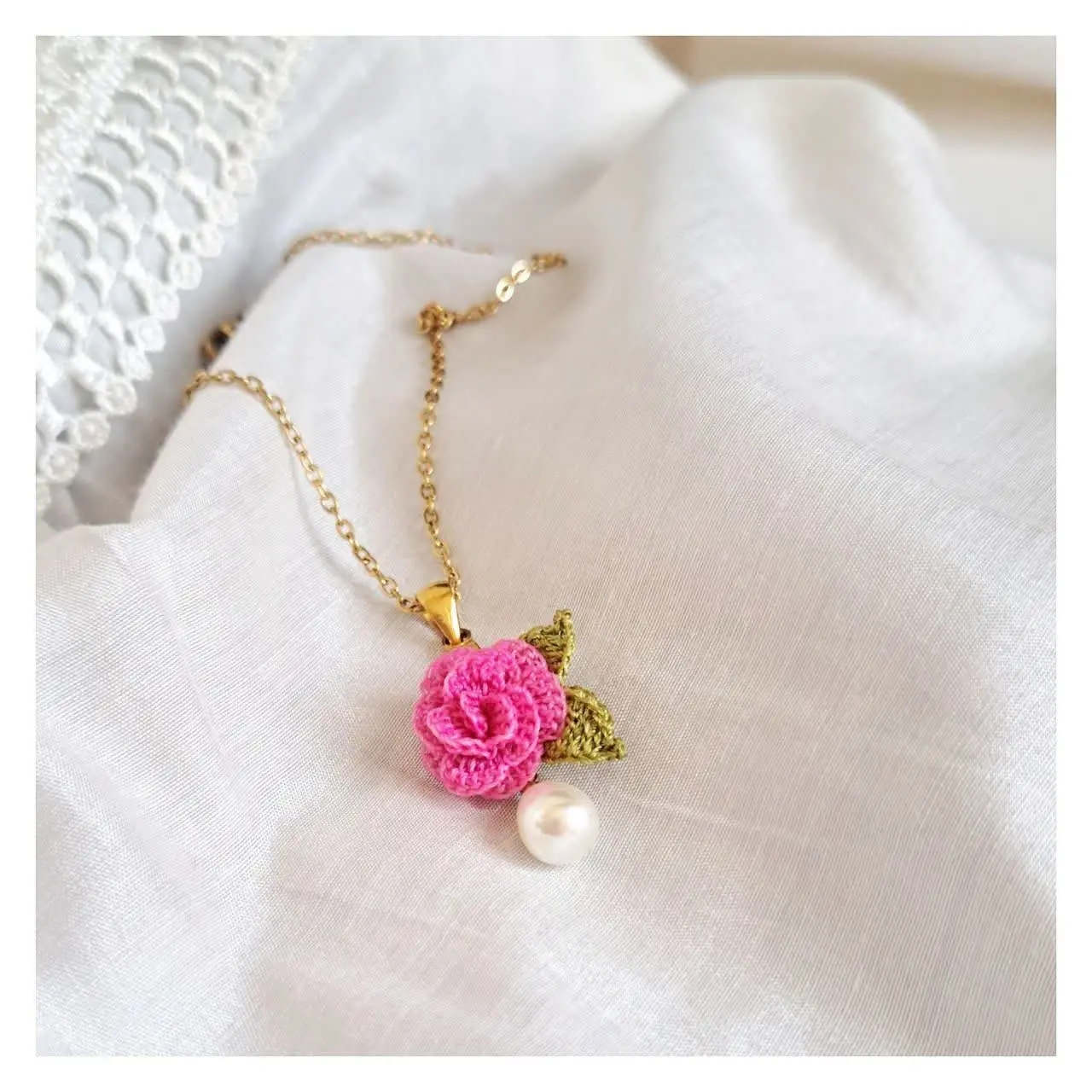 گردنبند زیبای گل رز💗