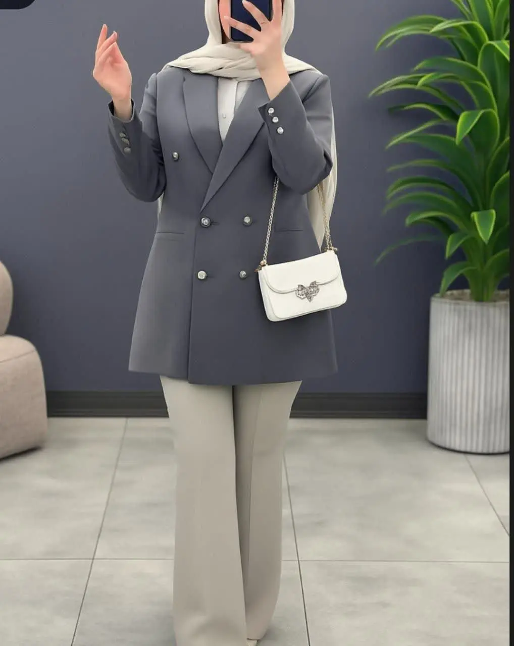 👚 نام: مانتو کتی