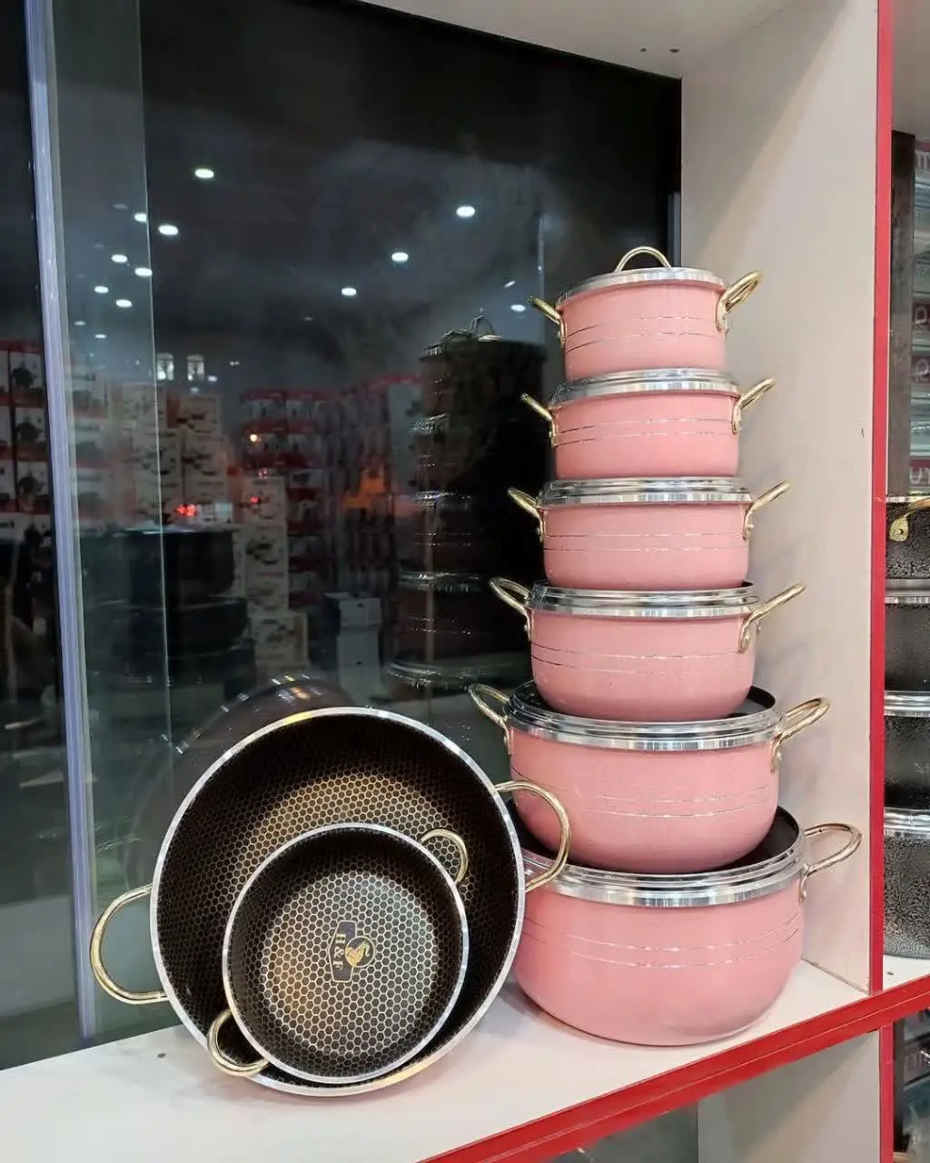 🔷مدل زنبوری 
