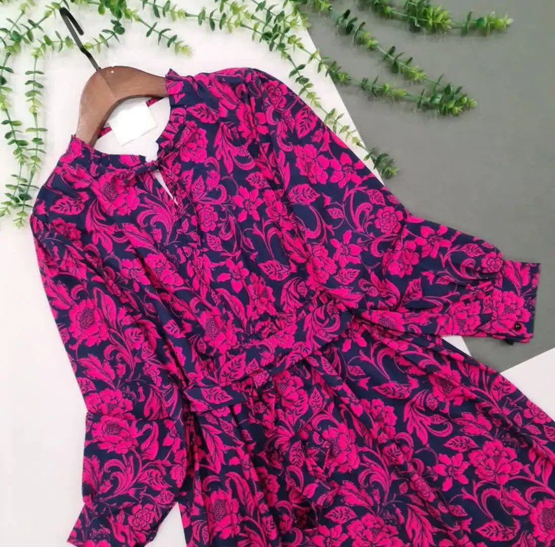 نام: ساحلی پرطرفدار رز
