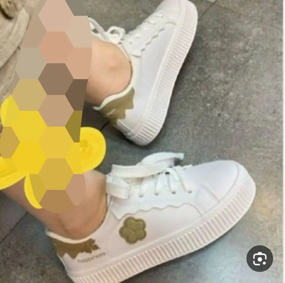 ✴️نام: ونس رز 
