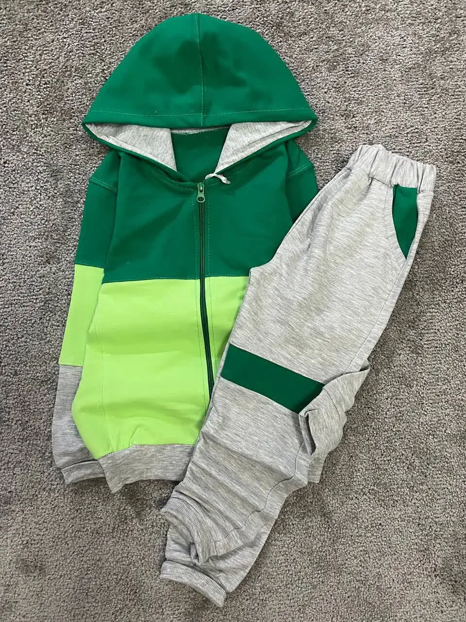 سویشرت شلوار اقتصادی با رنگبندی جذاب🥰
