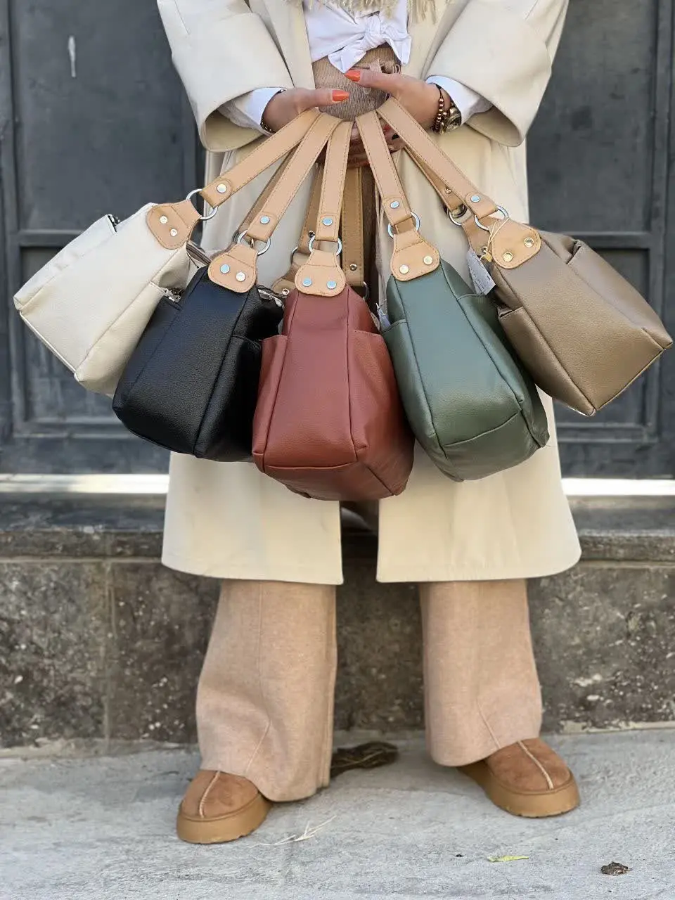 زنانه لورنزو
