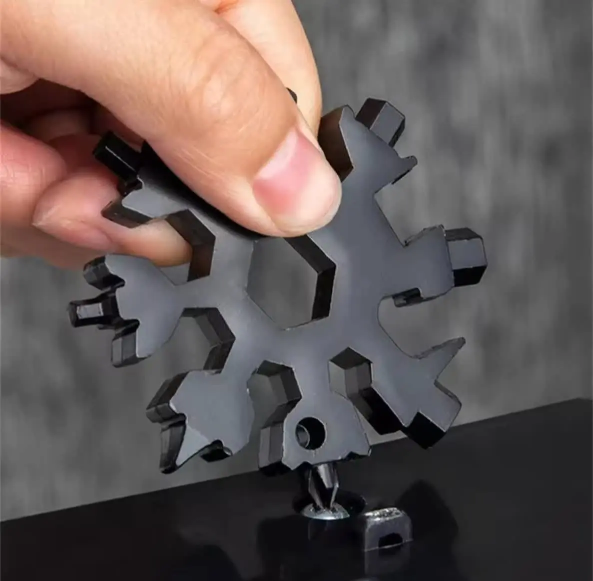 آچار ستاره‌ای 
