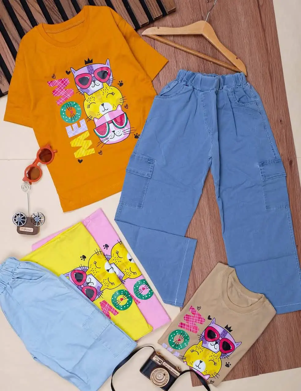 👕نام کالا: #تیشرت_شلوار جین بگ دخترانه 
