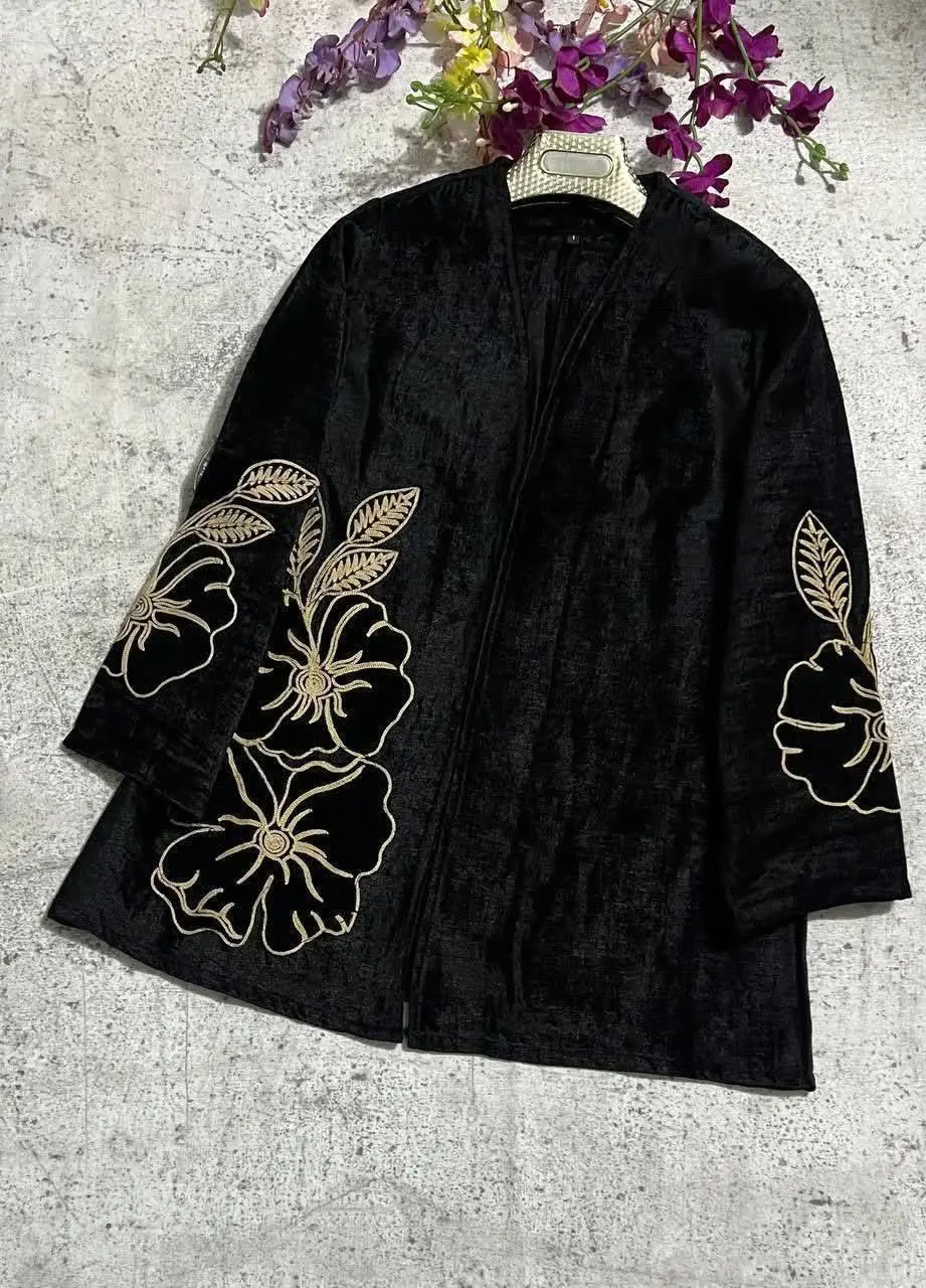 💎 نام: مانتو گلرخ