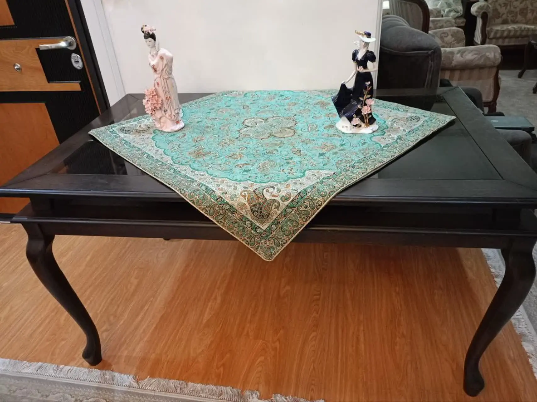 میز غذاخوری شش نفره سالم تم...