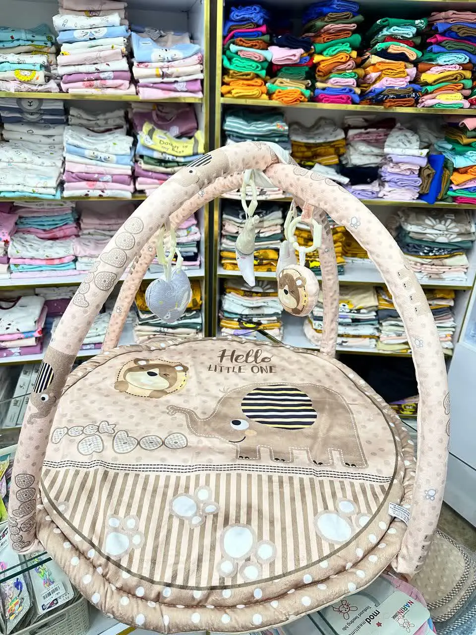 تشک بازی مخمل دایره طرح فیل کرمی راه راه نوزادی و کودک کد ۹۱۰۵۷ 
