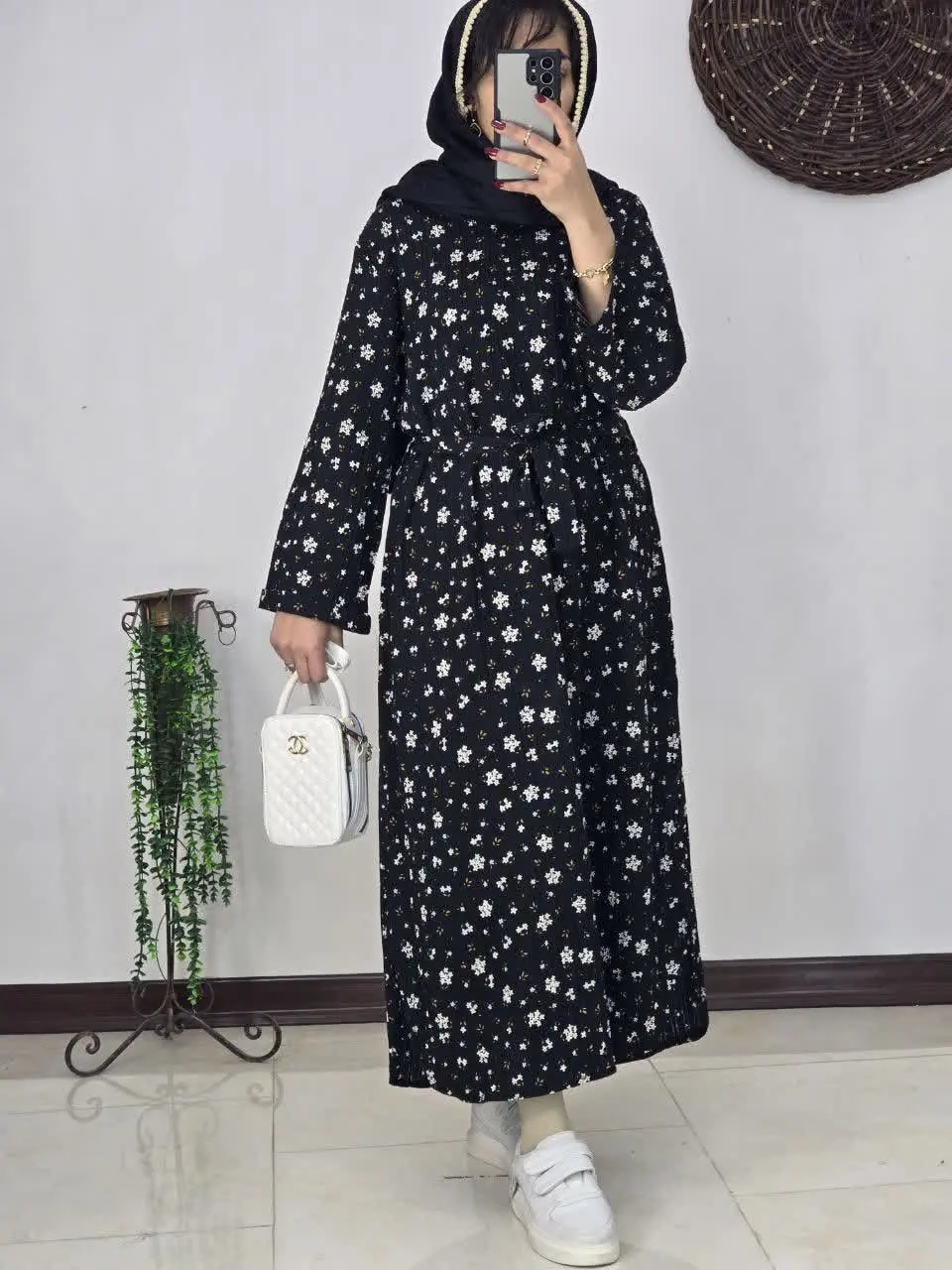 🌸 نام: ساحلی گلرو
