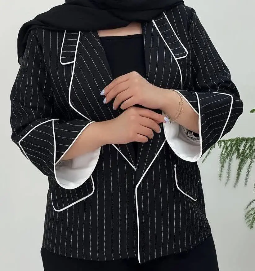 👚نام: #کت_آوین 🌱
