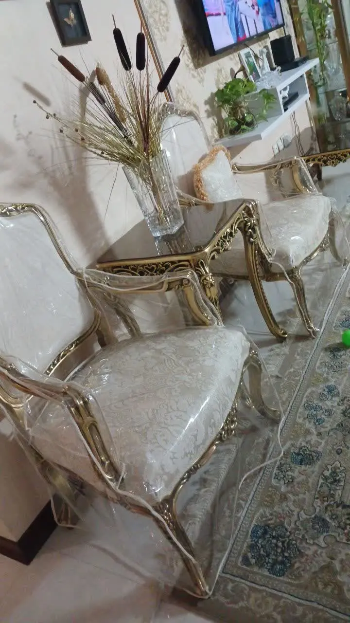 یک دست مبل ۹ نفره
