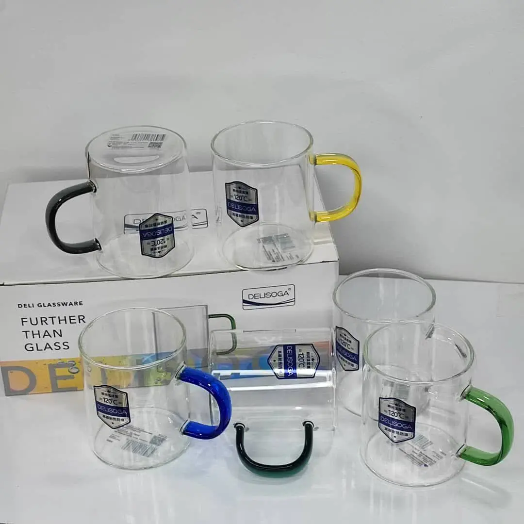 نیم لیوان پیرکس 
