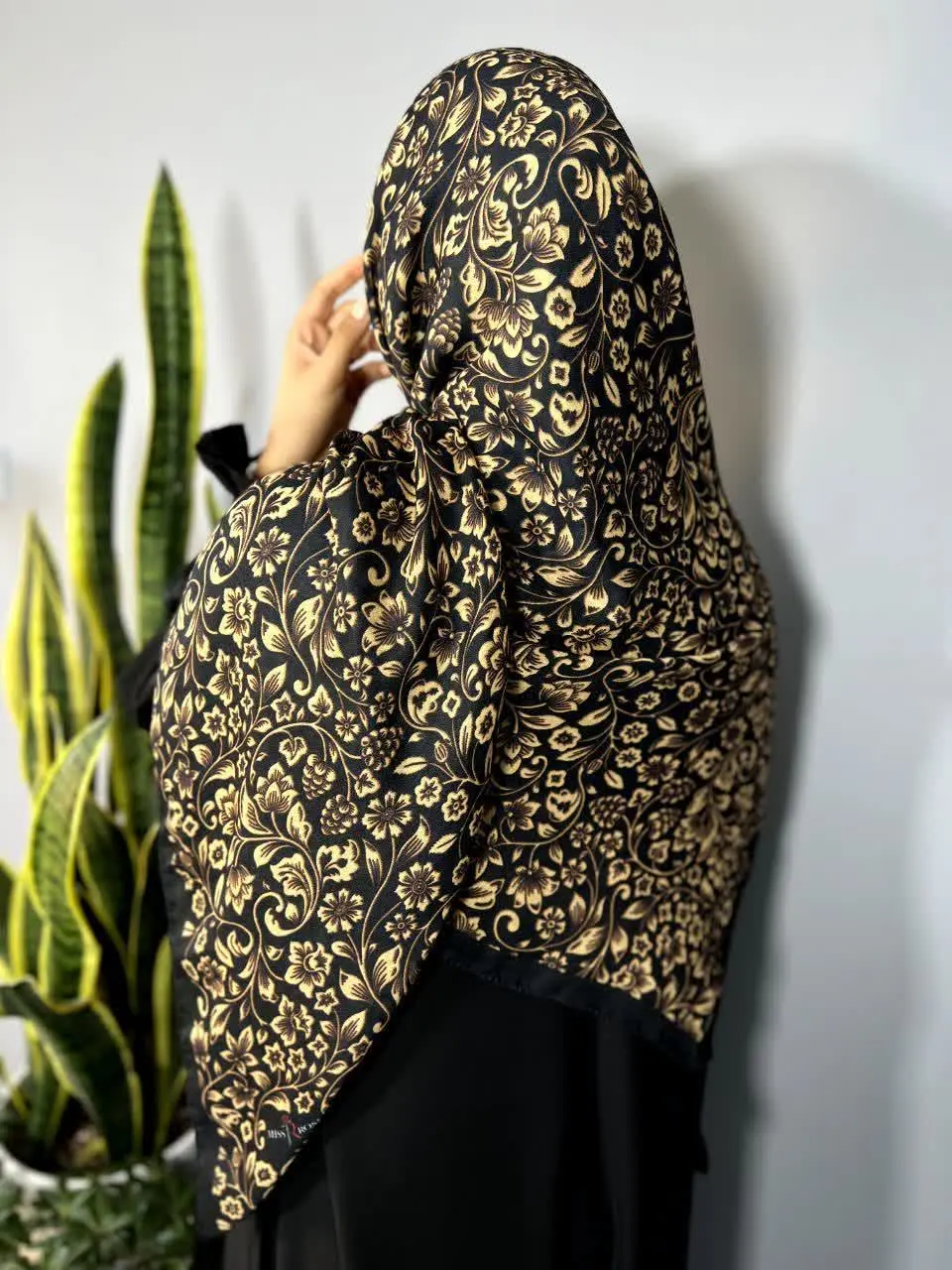 رنگ مشکی طلایی که حرفی برای گفتن داره😉👌
