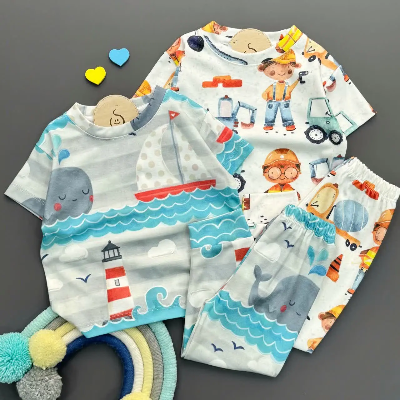 تیشرت و شلوار
