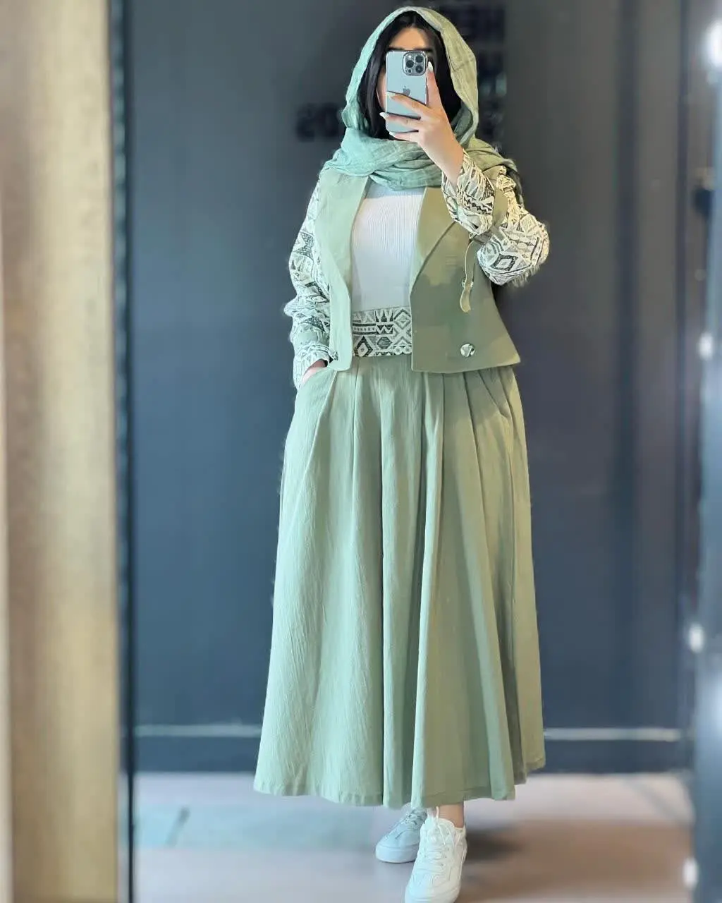 این مدل اینقدر جذابه تو تن که نگمممم براتون 😍🧿
