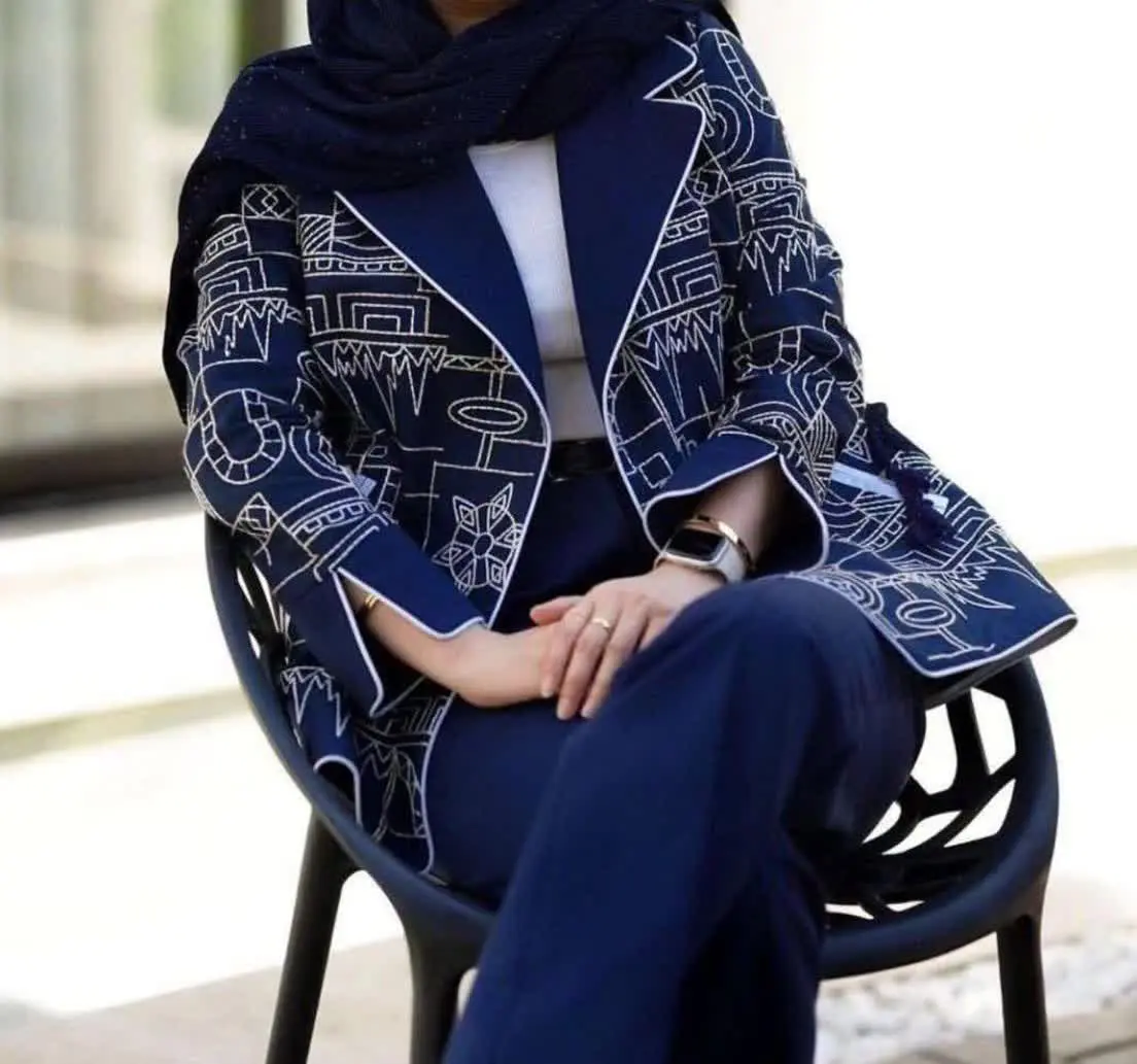 نام: کت شلوار هندسی
