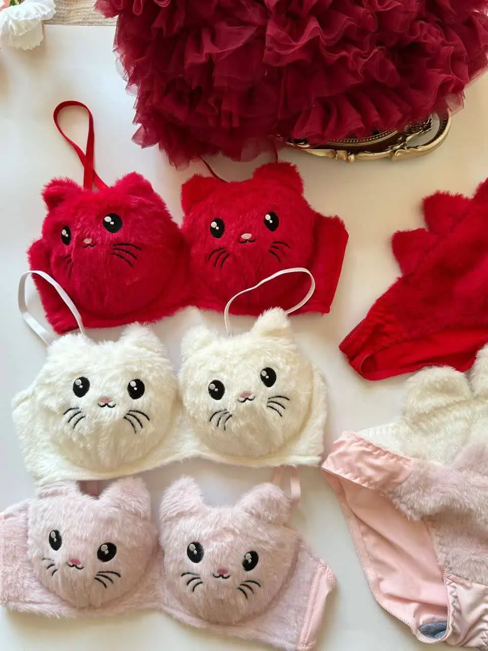 خانومی که میخواست رابطه عاشقانه‌شو با همسرش گرررررم کنه😍🥰👙 
