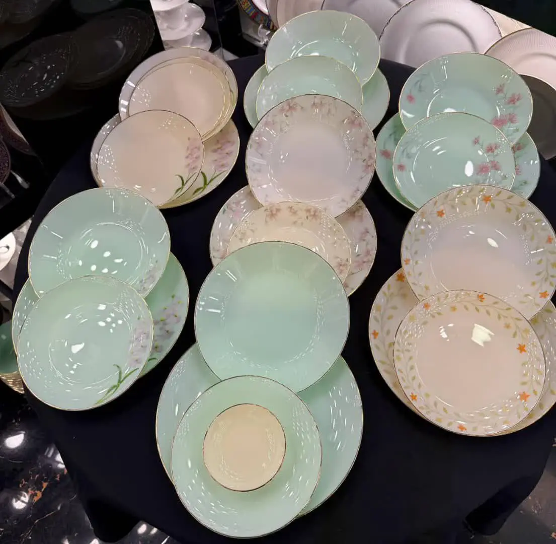 جدیدترین سرویس غذاخوری لومی...