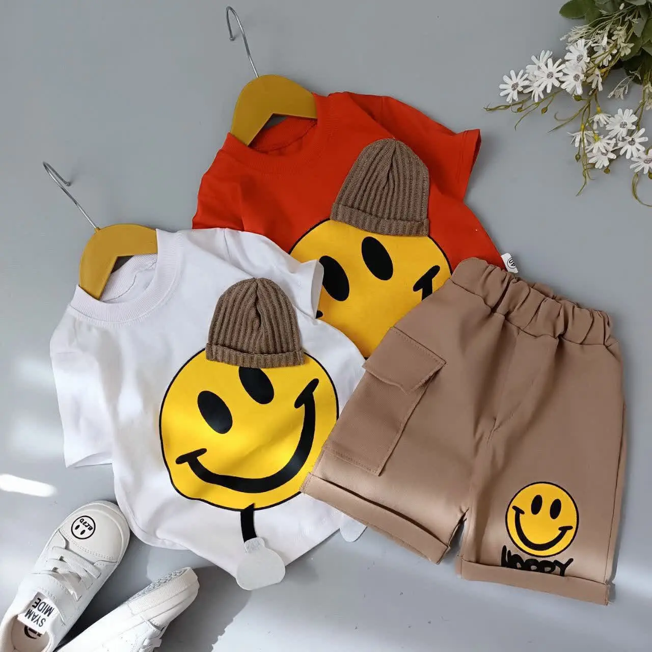 نام: استیکر کلاه دار
