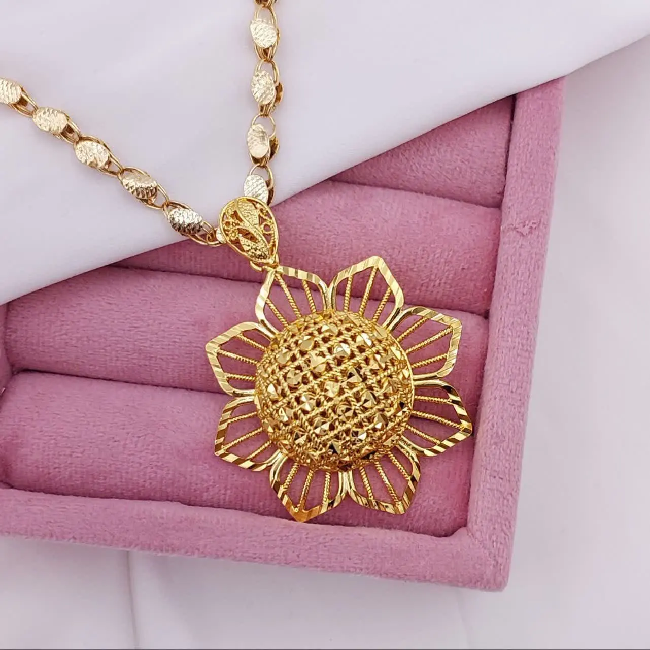 پلاک و زنجیر طرح طلا