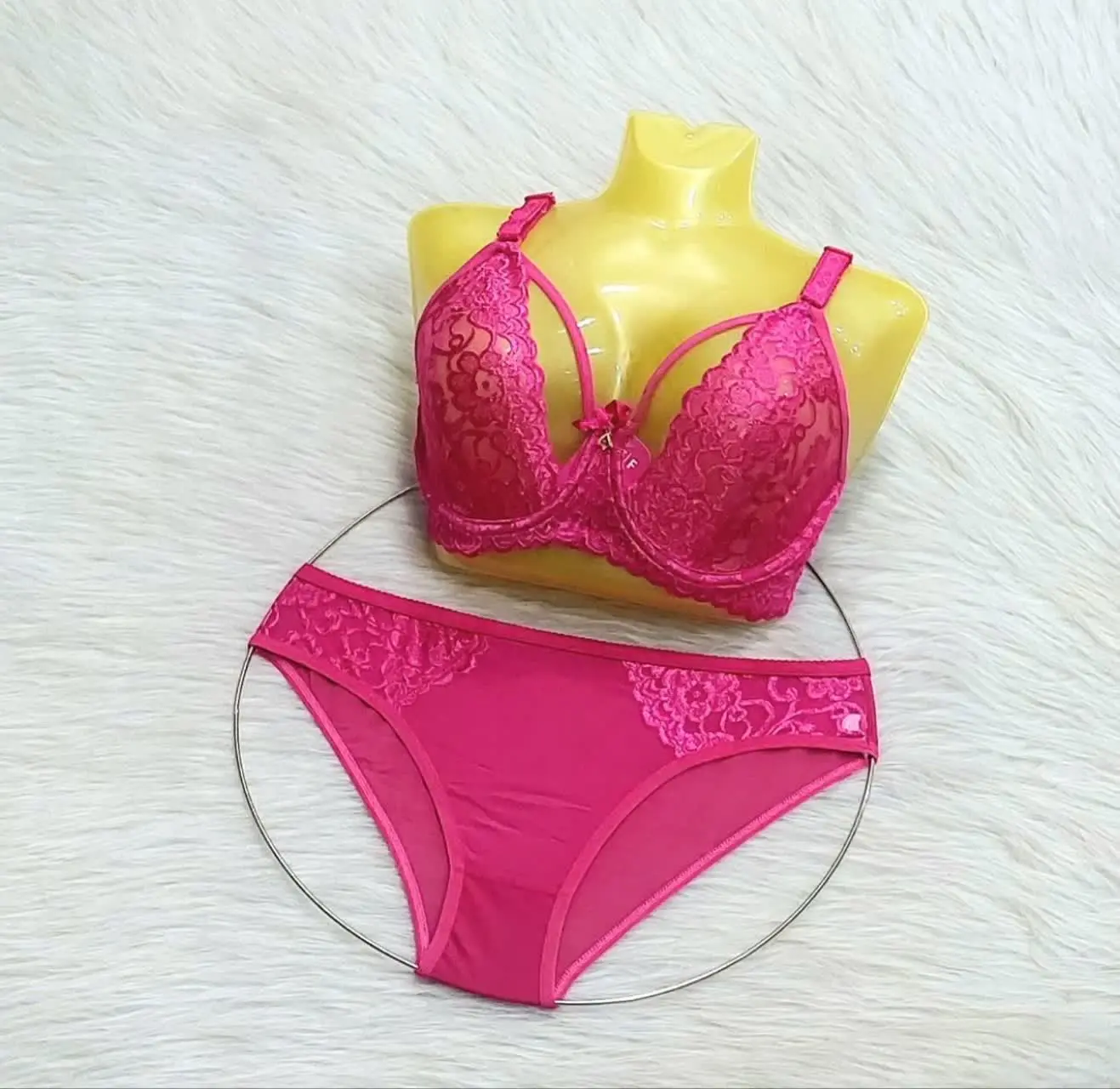 ✔️ست زیر سیم دار 
