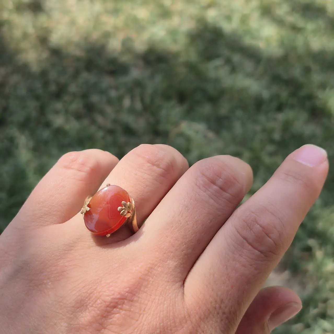 عقیقیمن درشت و خوش تراش