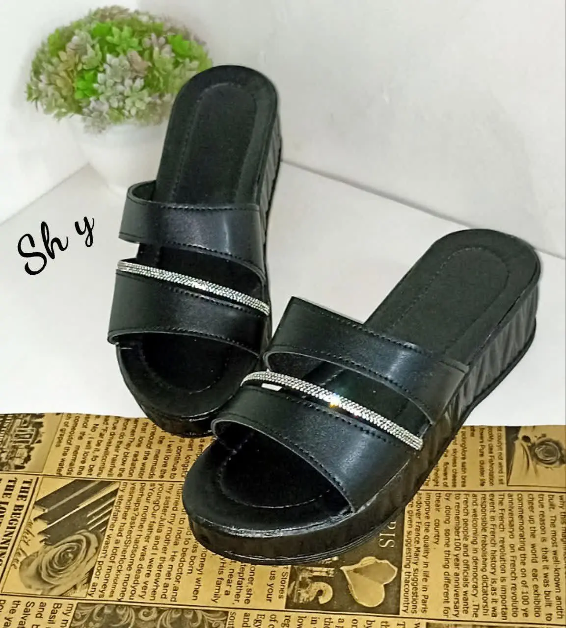 👚نام: صندل تک نگین
