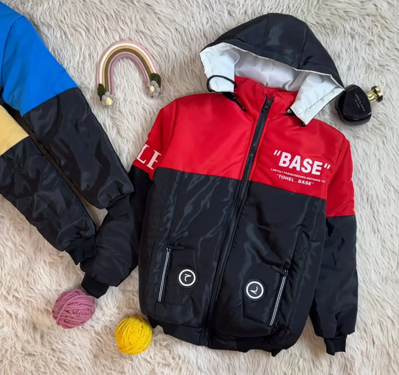 کاپشن پسرانه پایین کش طرح base
