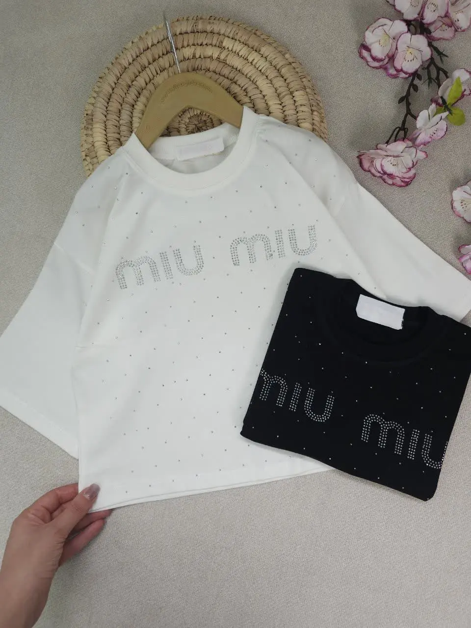 کراپ دخترانه MIU
